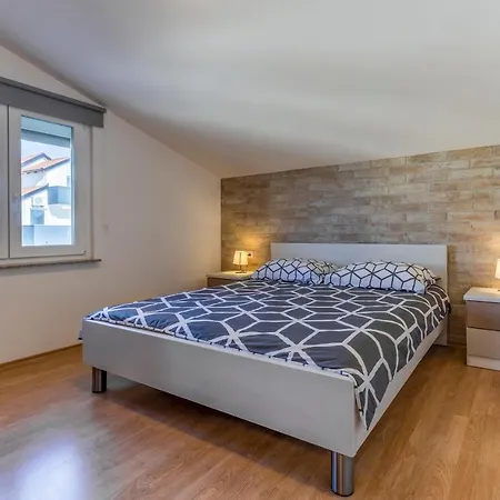 Apartmán Denis 2