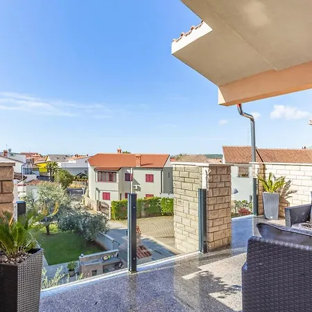 Denis 2 Appartamento